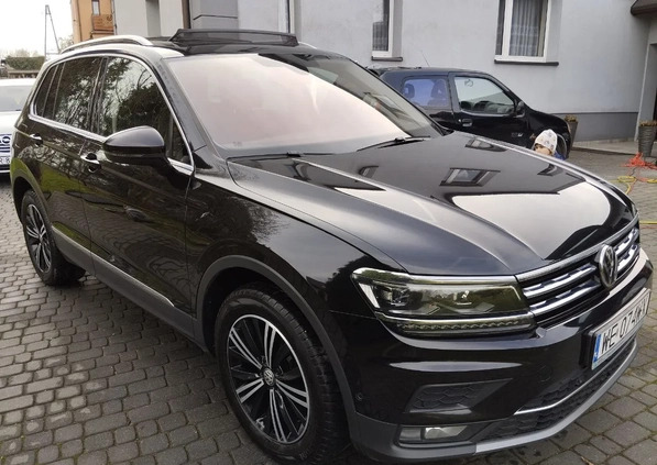 Volkswagen Tiguan cena 123899 przebieg: 138181, rok produkcji 2019 z Barcin małe 277